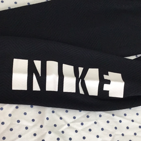 Nike leggings size small - Picture 3 of 5